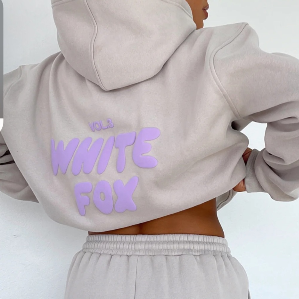 NWT white fox offstage hoodie cloud